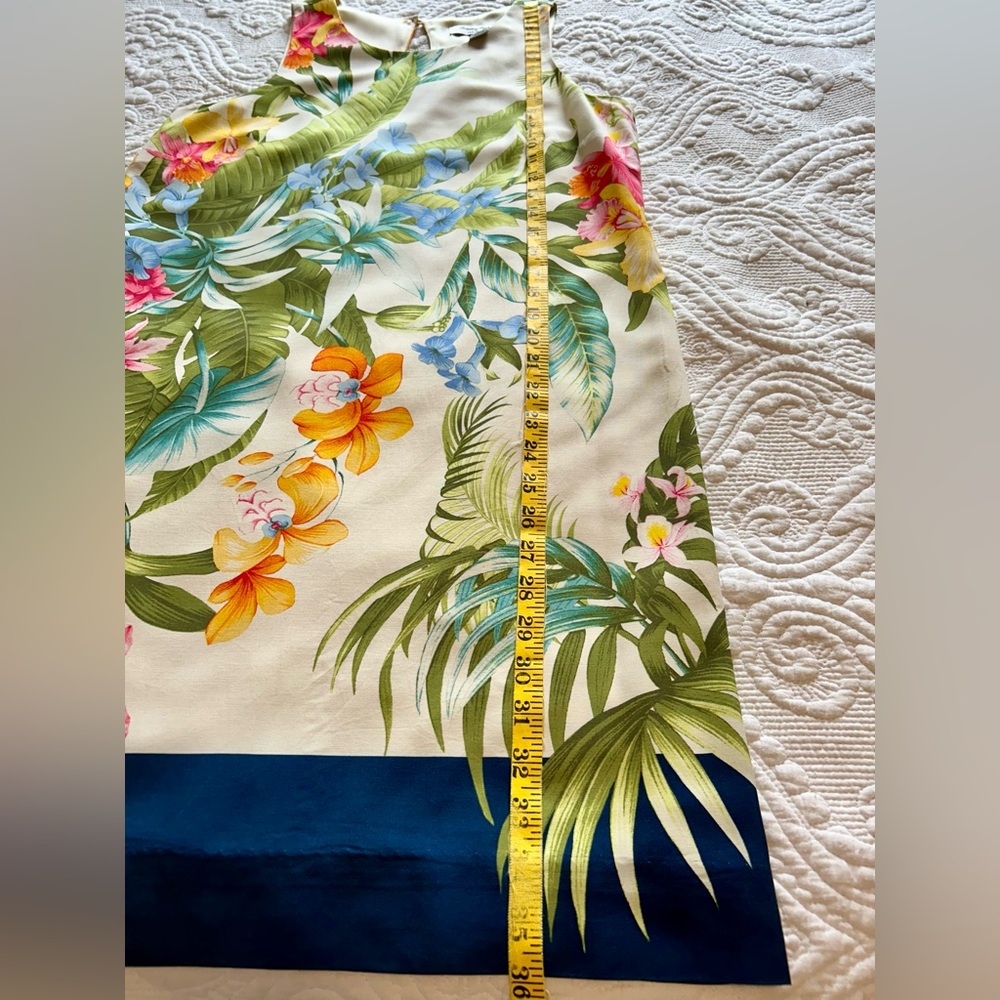 Tommy Bahama Dress Women’s Size S. Ivory with tropical print. - Picture 11 of 13